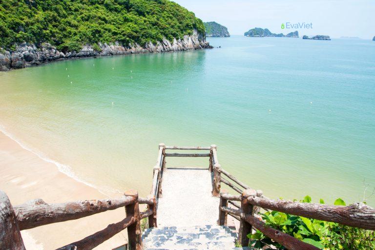 5 bãi biển đẹp nhất Việt Nam do báo Tây bình chọn