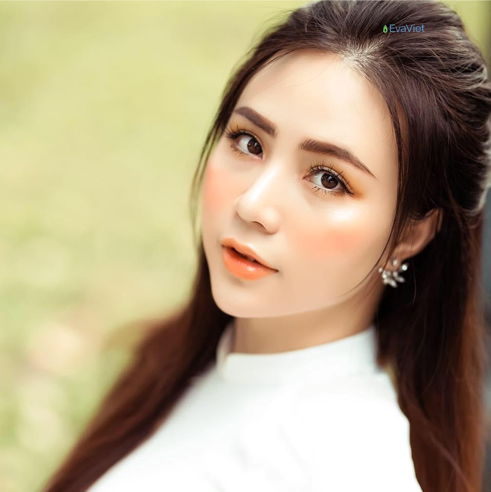 Chân dung xinh đẹp của cô nàng hot face - Linh Rin