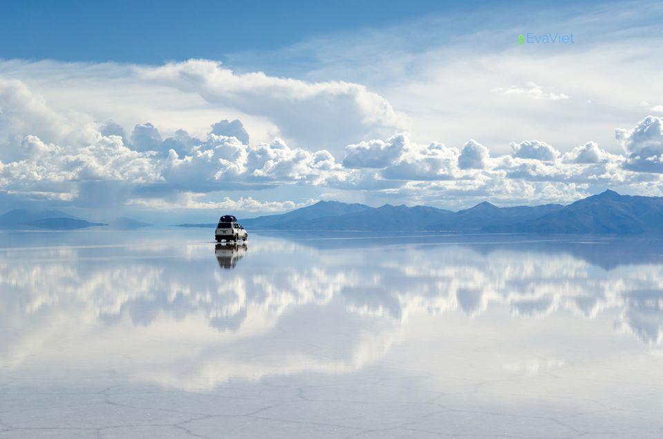 Khoảng thời gian đẹp nhất để du lịch Uyuni là từ tháng 12 - tháng 3