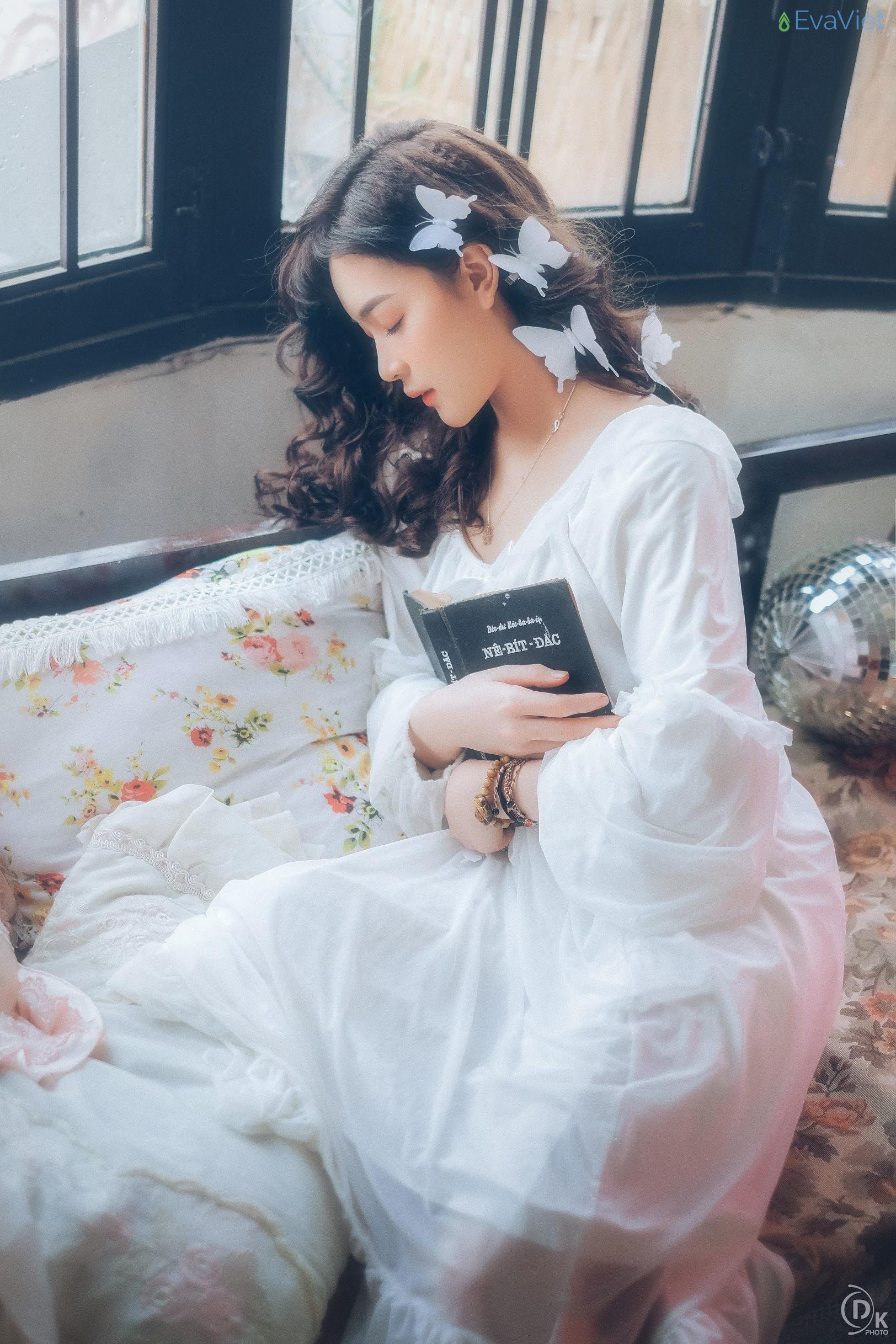 Nét đẹp tựa thiên thần của cô nàng hot girl