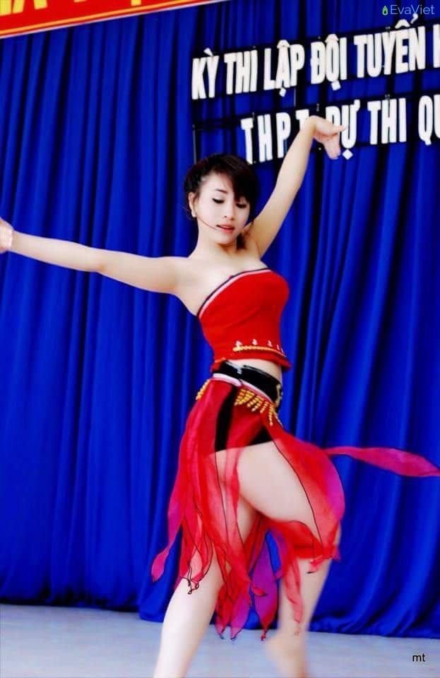 Quế mai mai hot girl