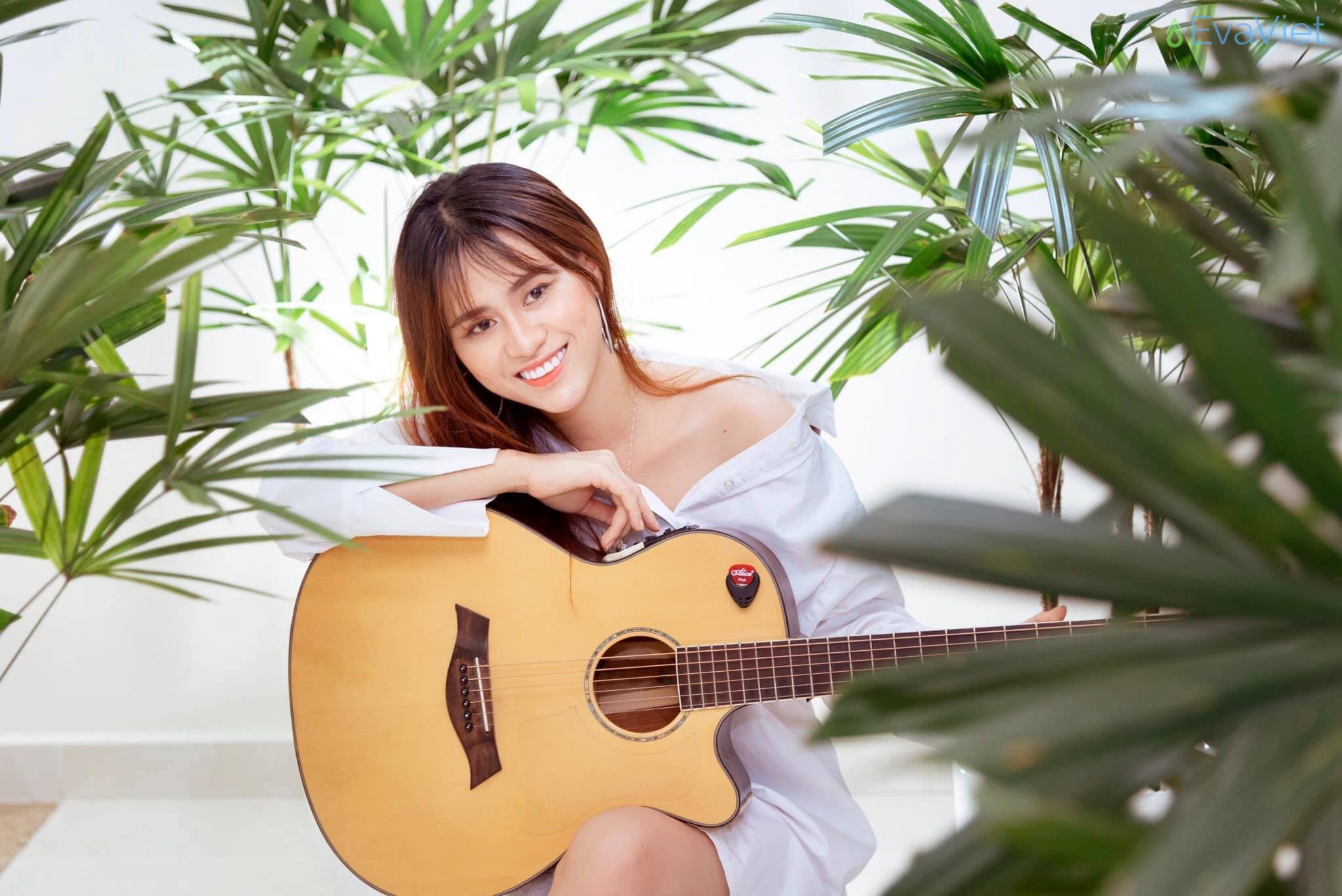 Niềm vui của Jee Trần là ca hát
