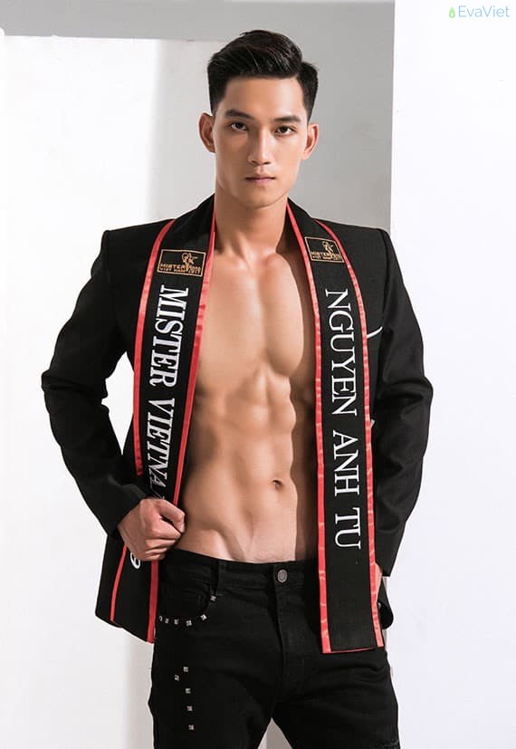 Hình ảnh Model Nguyễn Anh Tú trong cuộc thi Mister