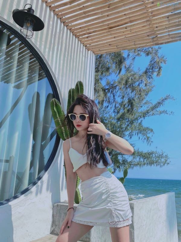 Cô nàng "nấm lùn" mạnh mẽ, xinh đẹp và tài giỏi