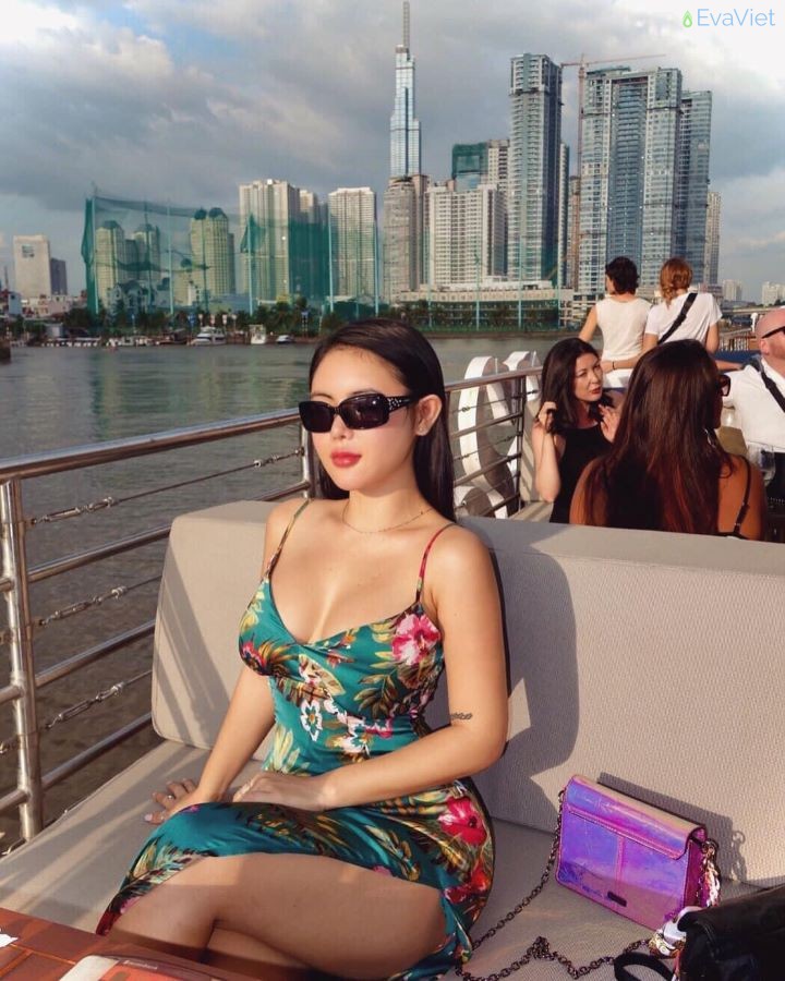 Cô nàng luôn tự hào khi có thể mang lại giá trị tốt đẹp cho khách hàng