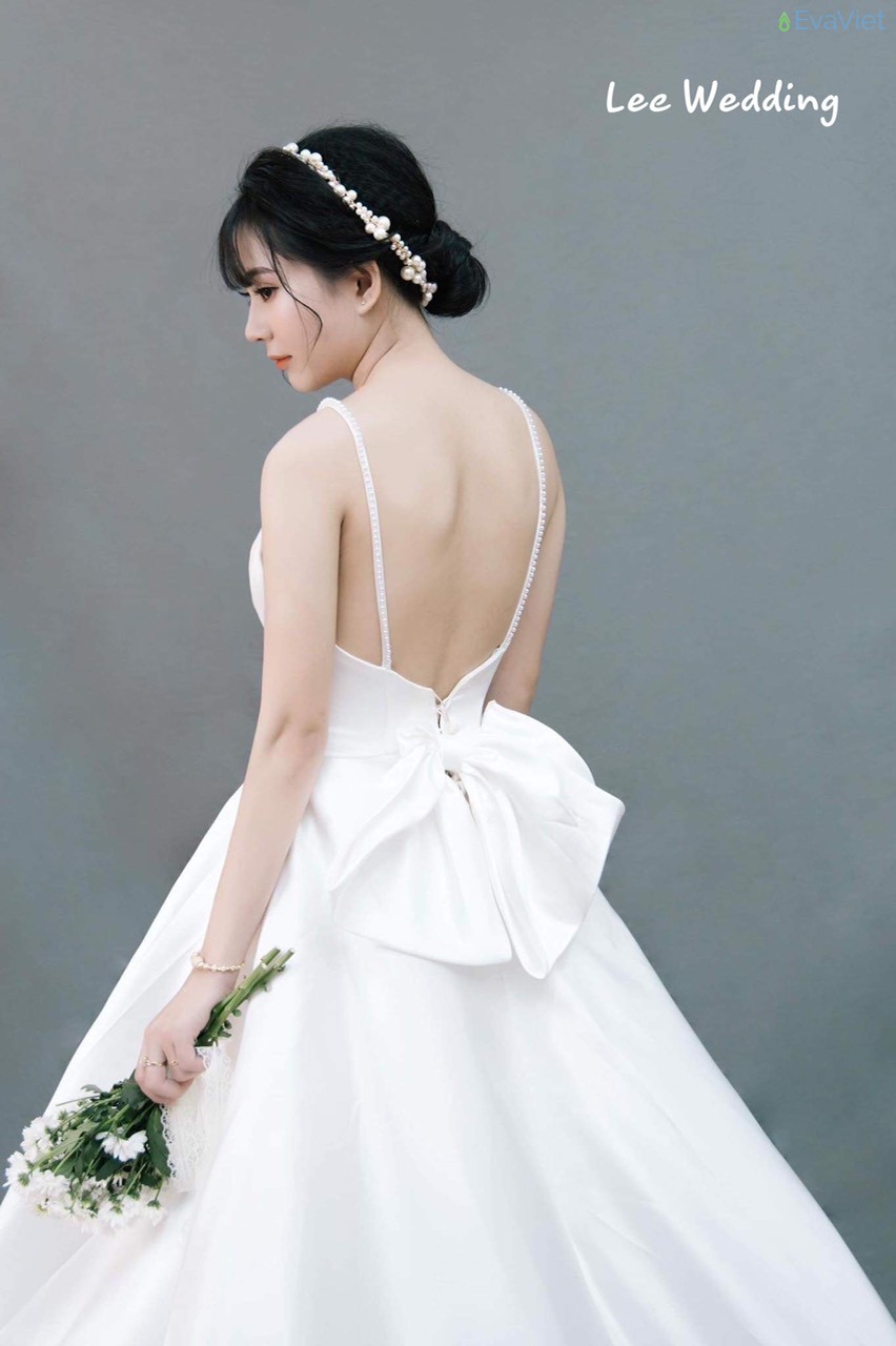 Bộ sưu tập váy cưới lung linh tại Lee Wedding