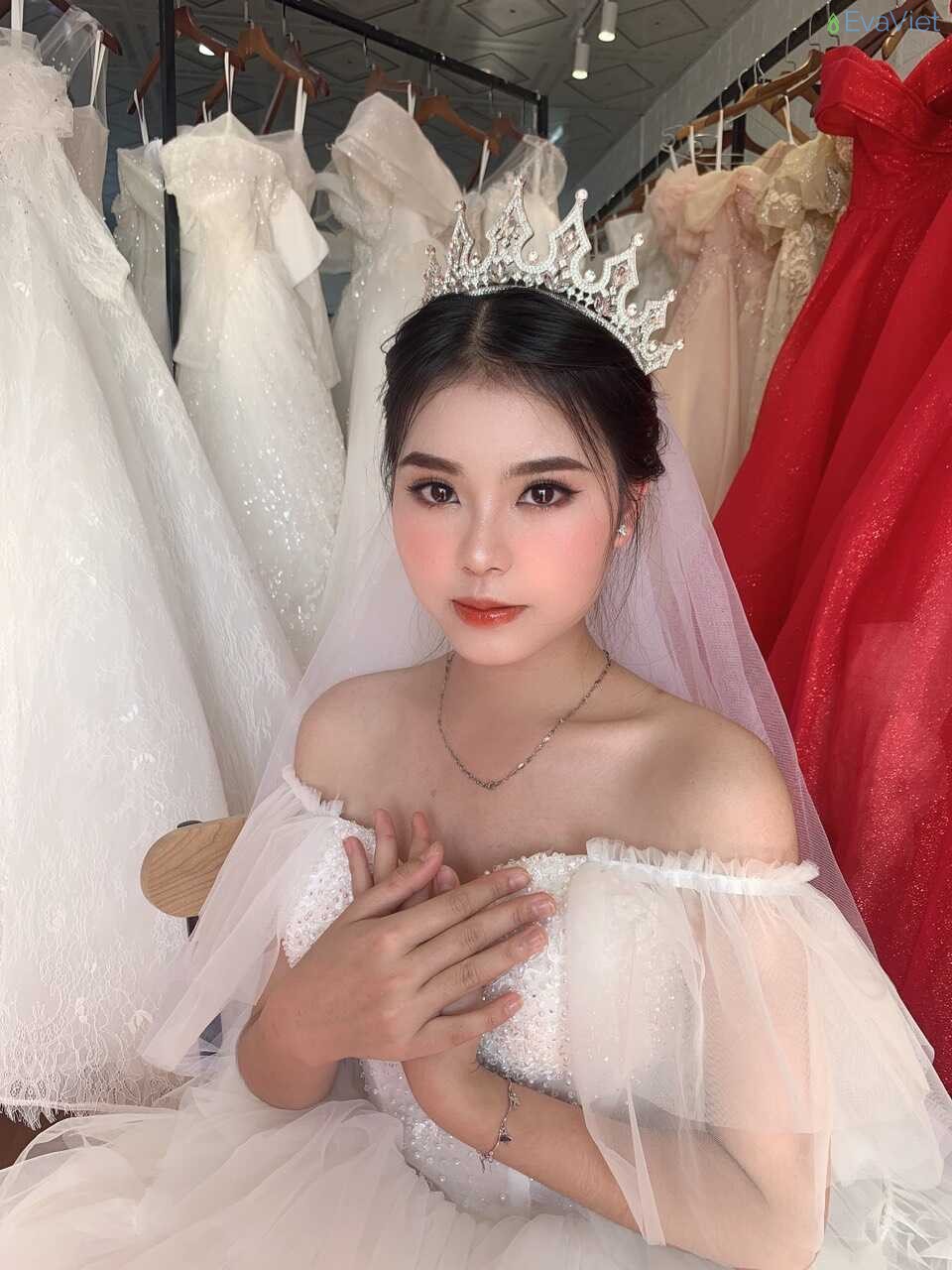 Những layout makeup cô dâu ấn tượng trong ngày trọng đại