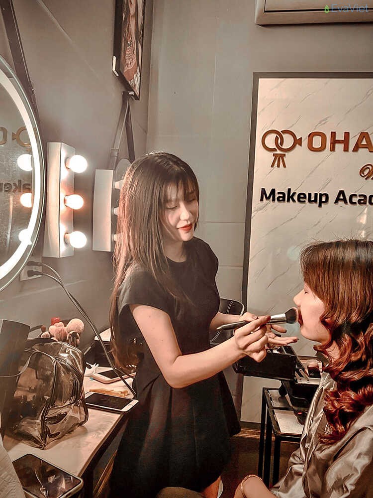 Chiêm ngưỡng các phong cách layout makeup cực hot đến từ Thu Bùi Makeup Artist