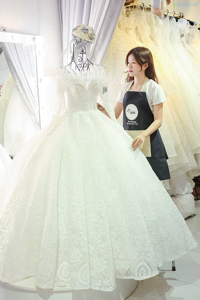 Mỗi chiếc váy cưới là ước mơ của các nàng thiếu nữ