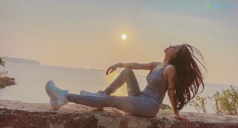 Hotgirl Mi Hàn - Nữ Streamer xinh đẹp và đầy nhiệt huyết