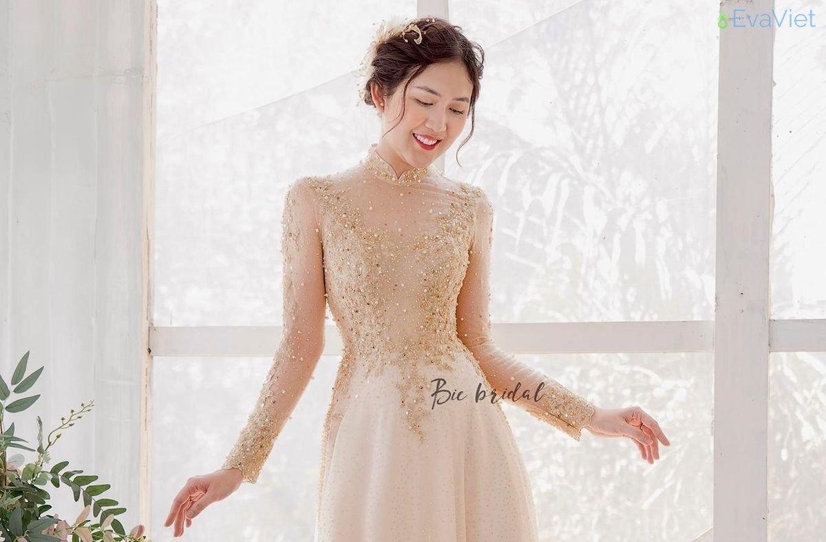 Người đẹp đa tài Bích Nga