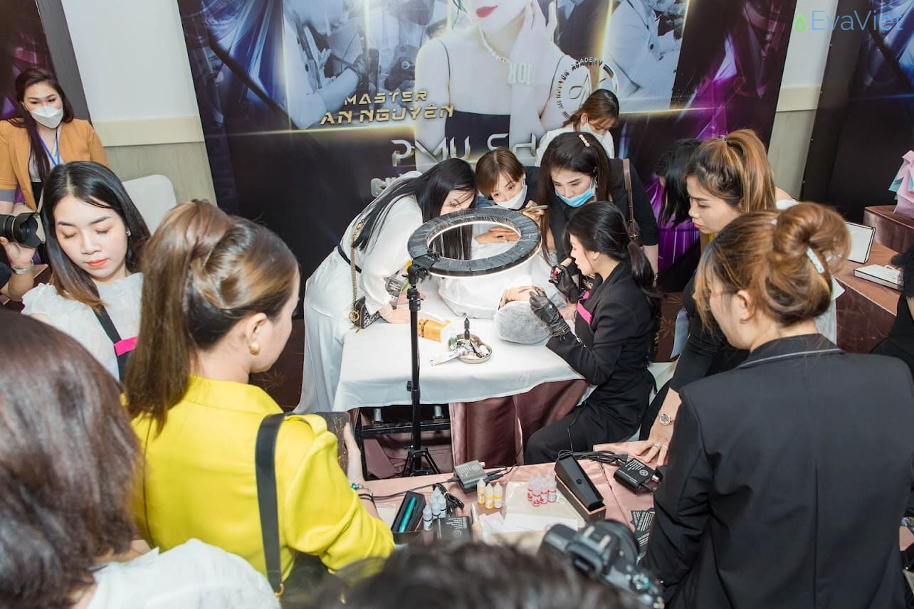 Nổi bật giá trị của kĩ thuật The M Brows