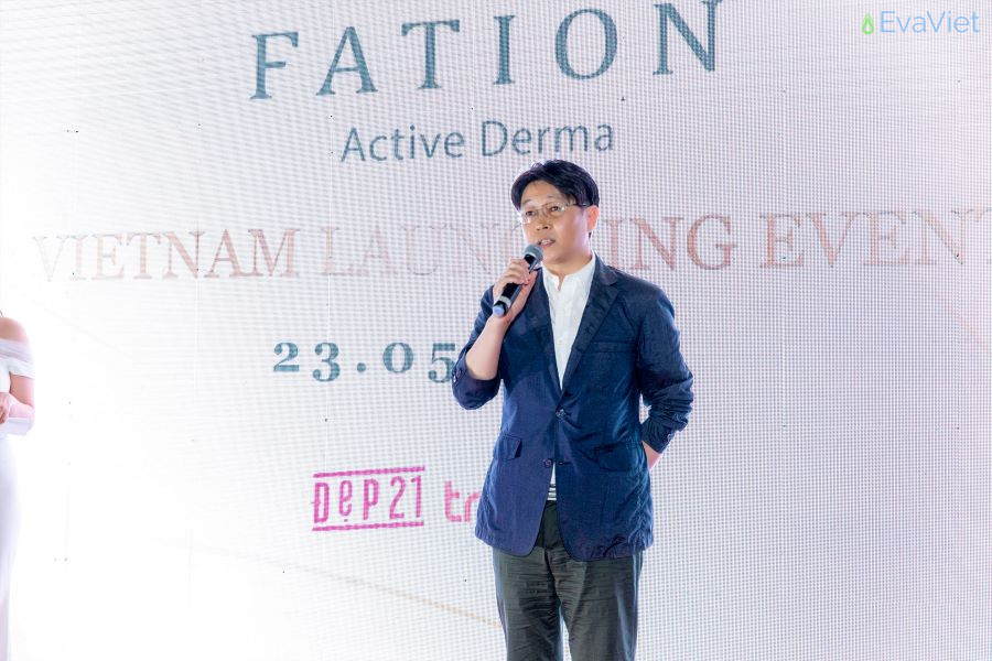 Giám đốc nhãn hàng FATION ông Yim Gie Hong lên phát biểu