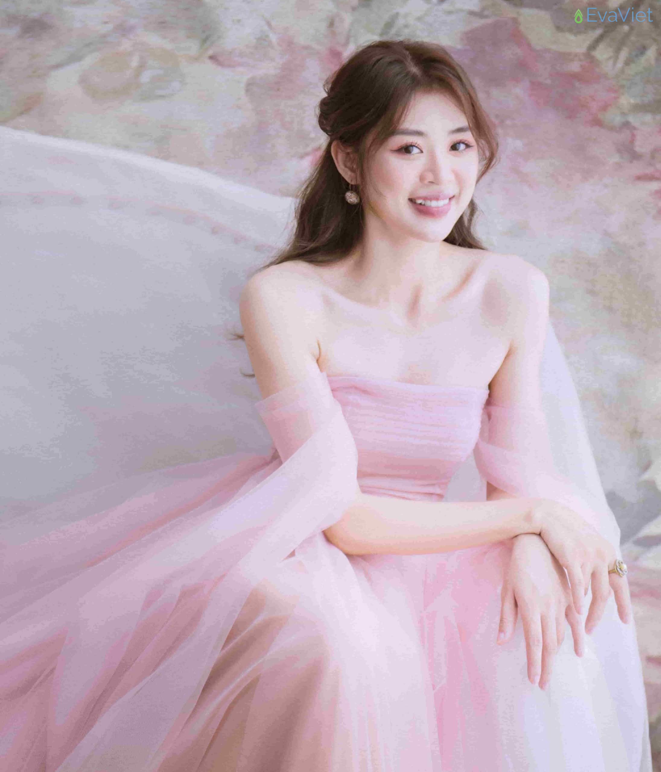 Hot mom xinh đẹp, đảm đang